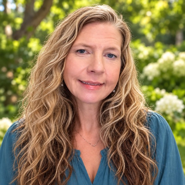 Staci Hollingsworth, owner of Custom Cleaning, LLC